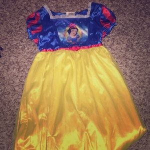 Snow White nightgown